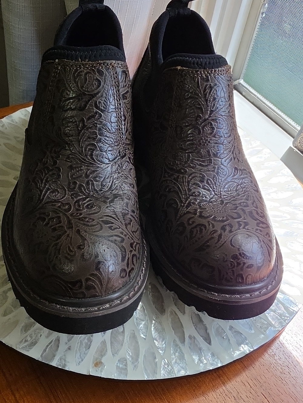Carthartt Leather  Brown Textured Boots Women
